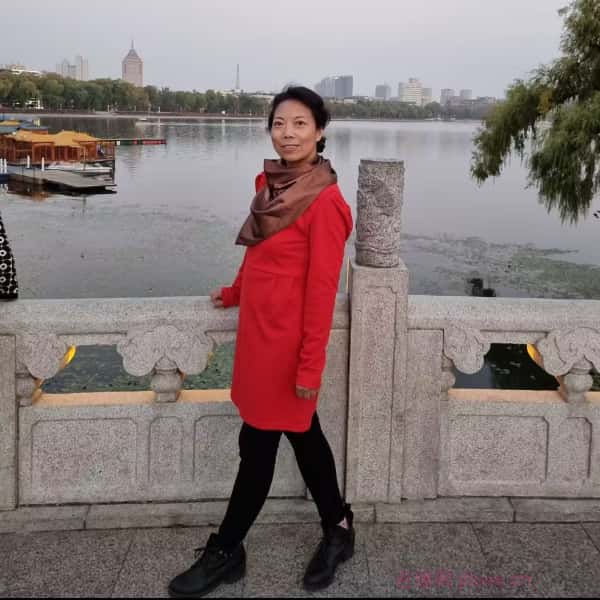 吉林51岁单身美女真诚找对象-吉水征婚相亲网