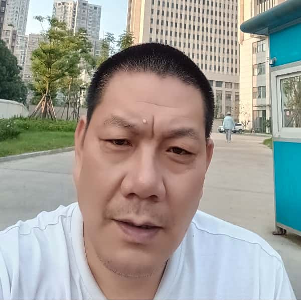 湖北45岁单身帅哥真诚找对象-吉水征婚相亲网
