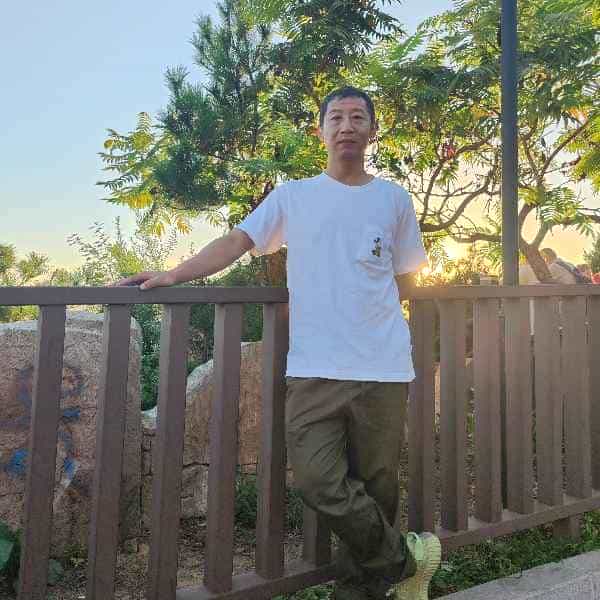 47岁岁辽宁单身帅哥 - 吉水吉缘网